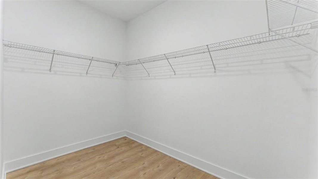 Spacious, unfurnished interior of a new home in , Davenport (Image 23).