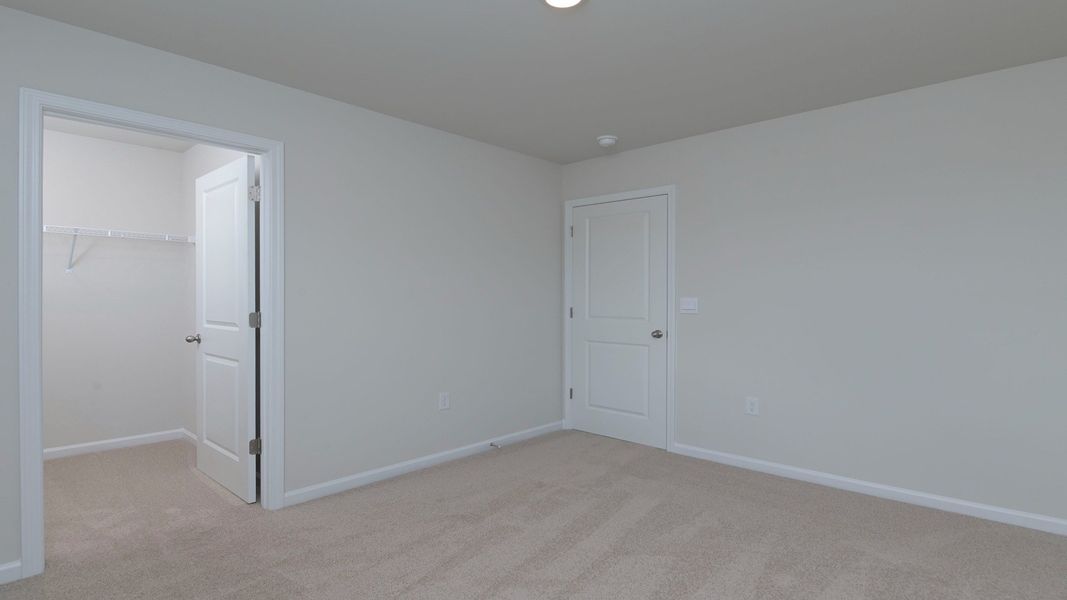 Representative unfurnished interior of a home built from the AISLE by D.R. Horton in Livingston Woods, Irmo (Image 24).