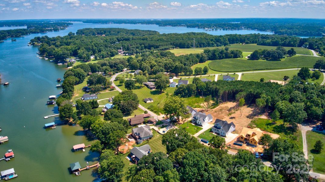 Image 33 of a home in .