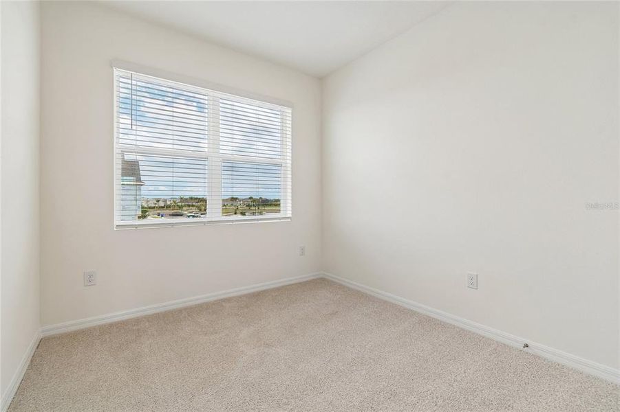 Spacious, unfurnished interior of a new home in Waterset Townhomes, Apollo Beach (Image 12).