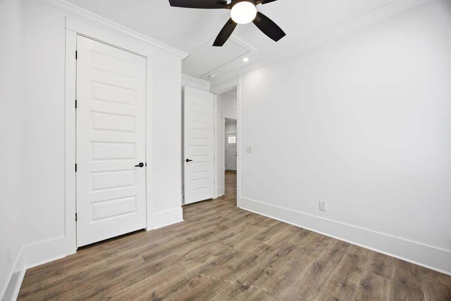 Spacious, unfurnished interior of a new home in , North Charleston (Image 18).