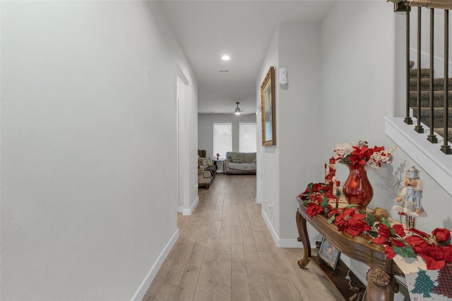 Furnished interior view inside a new home in Fairpark Village, Rosenberg (Image 9).