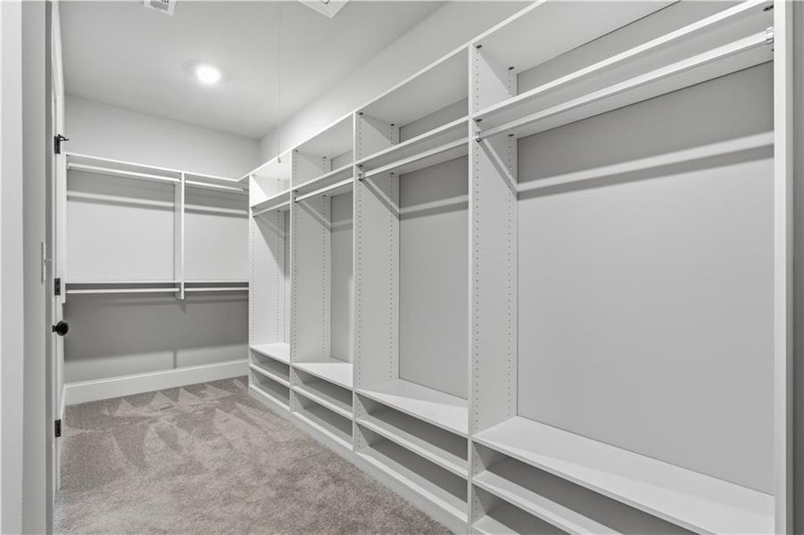 Spacious, unfurnished interior of a new home in , Marietta (Image 24).