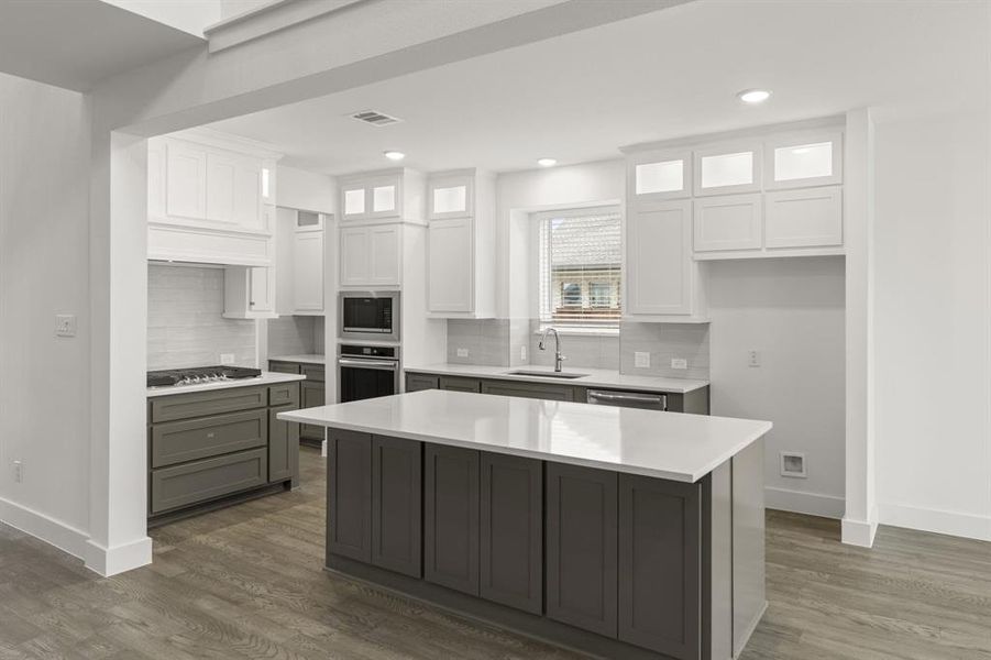 Furnished interior view inside a new home in Villages of Creekwood, Frisco (Image 15). Furnished interior view inside a new home in Villages of Creekwood, Frisco (Image 15).