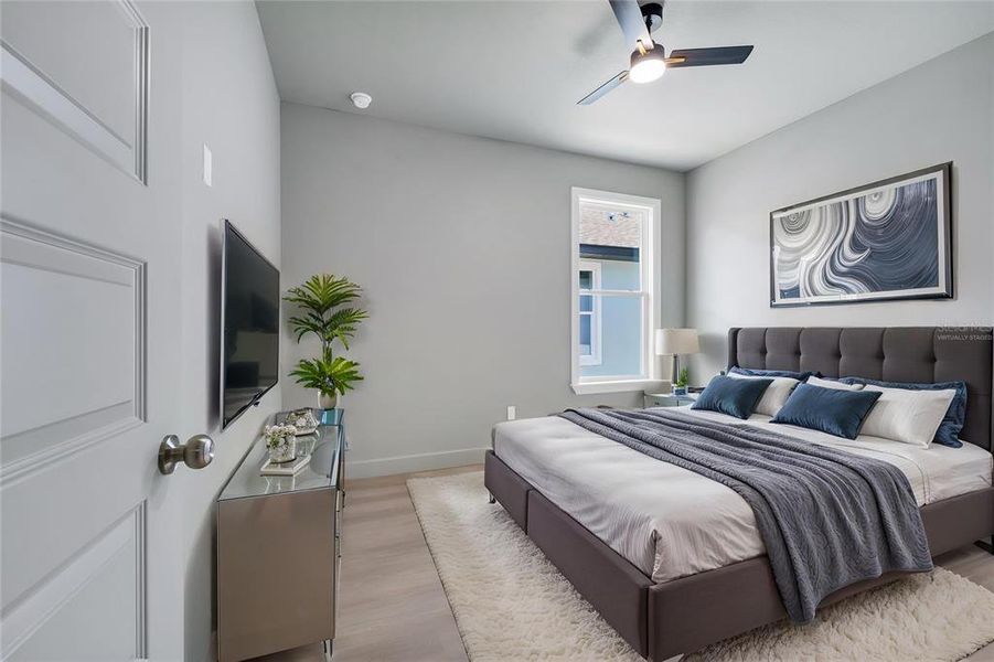 Furnished interior view inside a new home in , Orlando (Image 10).
