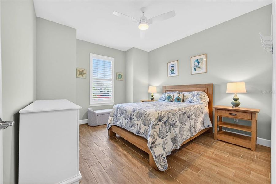Furnished interior view inside a new home in , Englewood (Image 43).