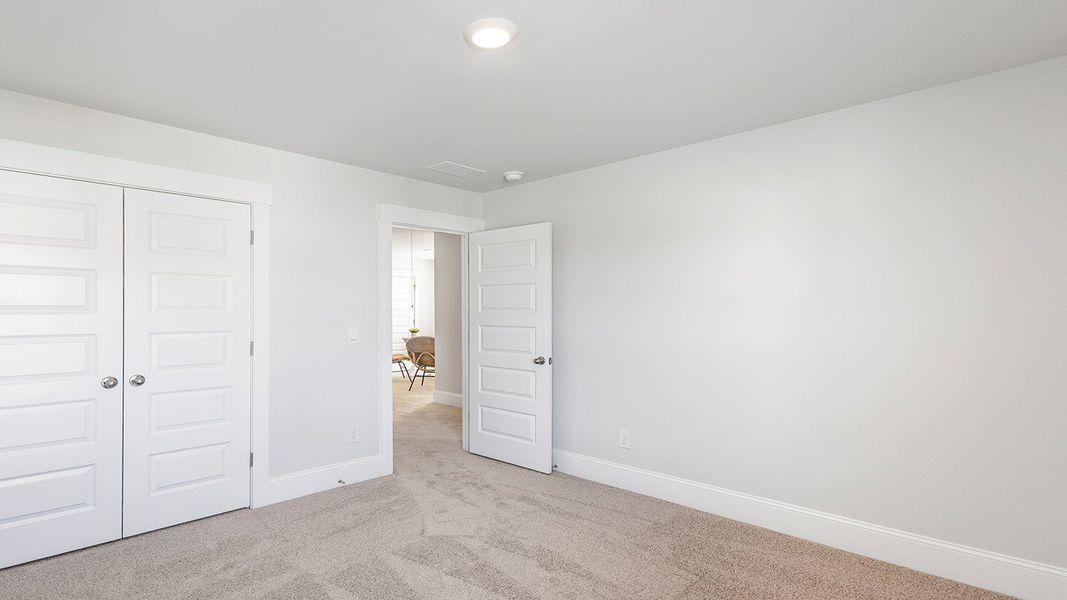 Spacious, unfurnished interior of a new home in Rivers Reach, Yemassee (Image 22).