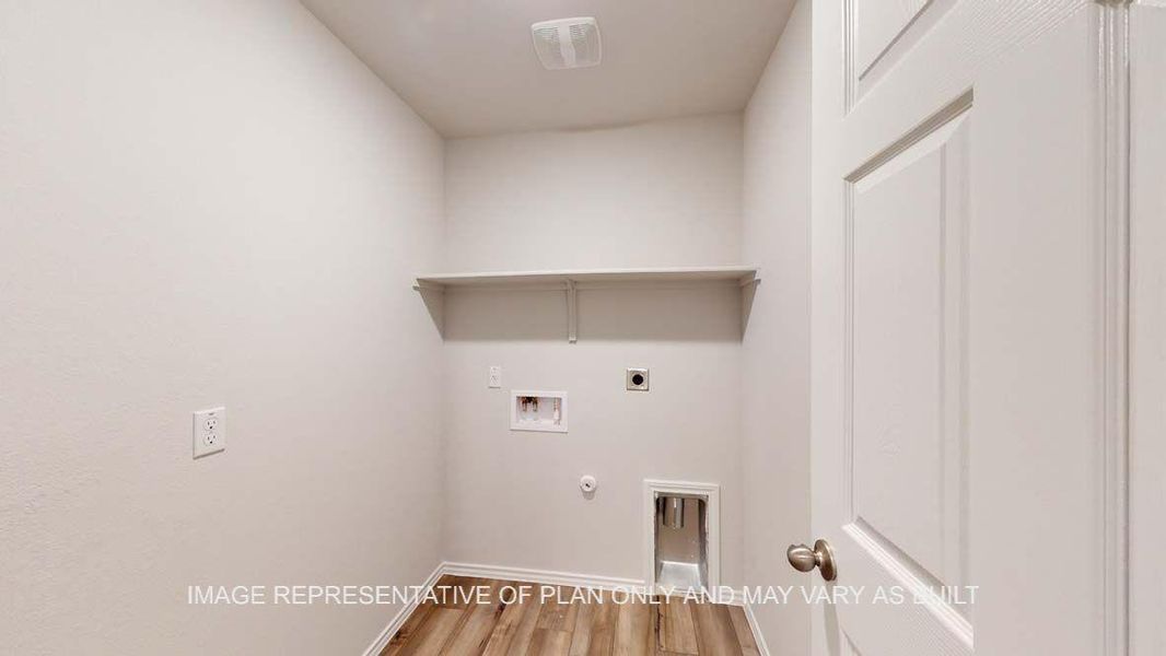 Spacious, unfurnished interior of a new home in , Orange (Image 17).