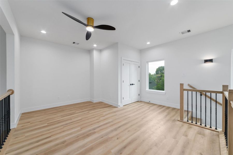 Spacious, unfurnished interior of a new home in , Houston (Image 20). Spacious, unfurnished interior of a new home in , Houston (Image 20).