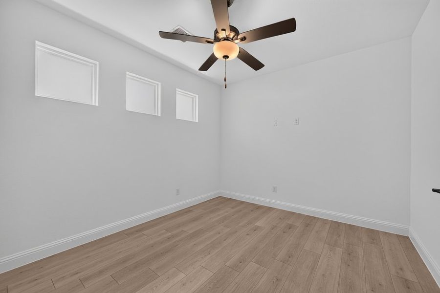 Spacious, unfurnished interior of a new home in South Oak, Lakewood Village (Image 25).