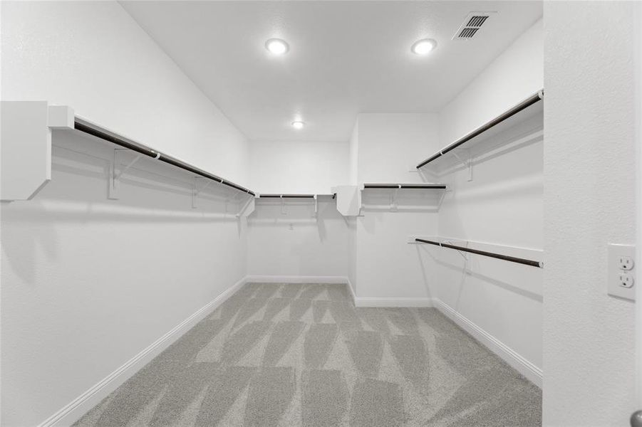 526 Amesbury  Closet