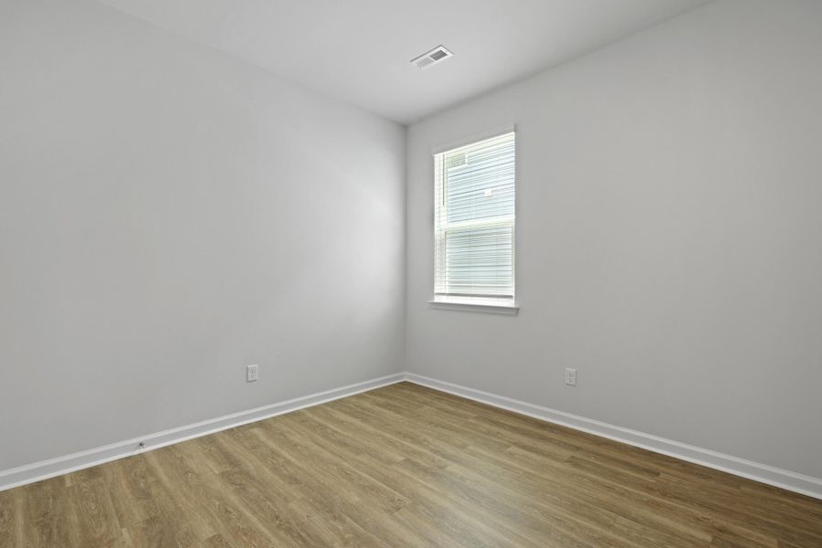 Spacious, unfurnished interior of a new home in Pineview North, Summerville (Image 25).