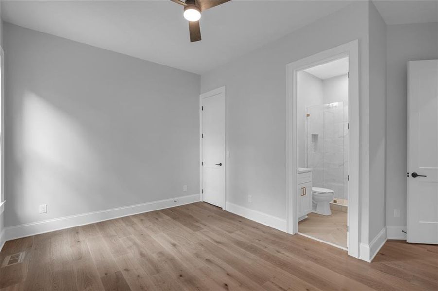 Spacious, unfurnished interior of a new home in , Atlanta (Image 52).