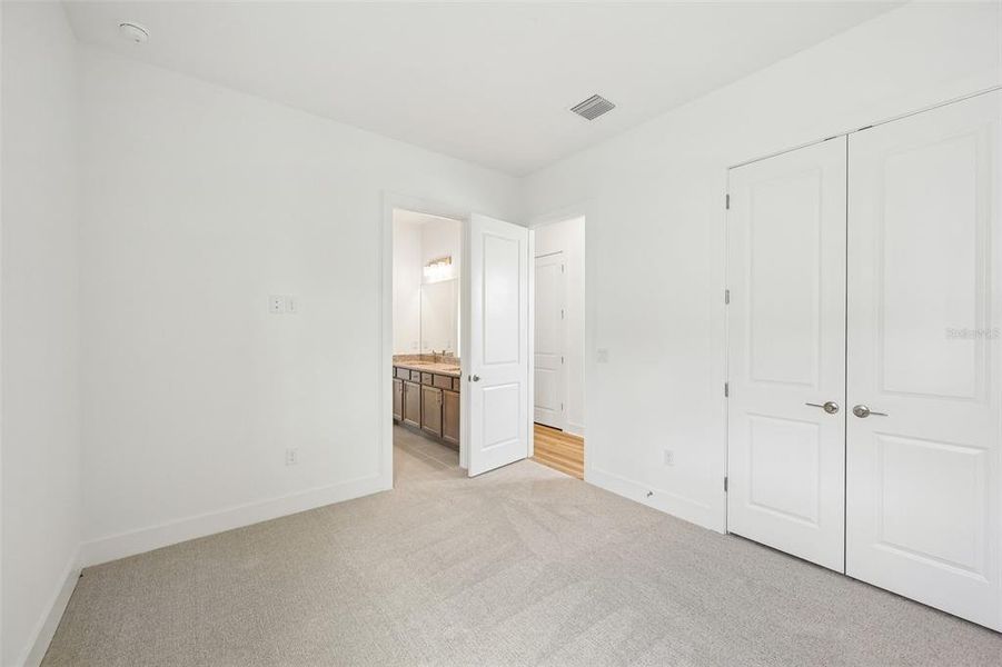 Spacious, unfurnished interior of a new home in River Preserve Estates, Parrish (Image 33).