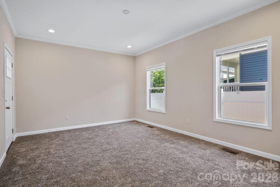 Spacious, unfurnished interior of a new home in , Asheville (Image 23).