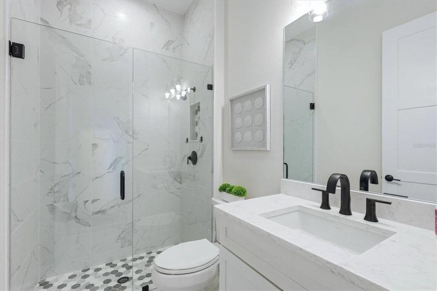 Furnished interior view inside a new home in , Sarasota (Image 27).