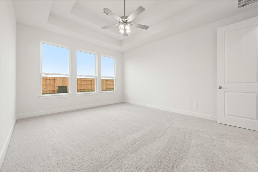 Spacious, unfurnished interior of a new home in Nolina, Georgetown (Image 13).