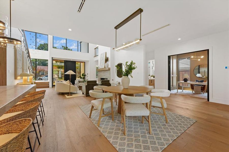 Furnished interior view inside a new home in , Dallas (Image 32).