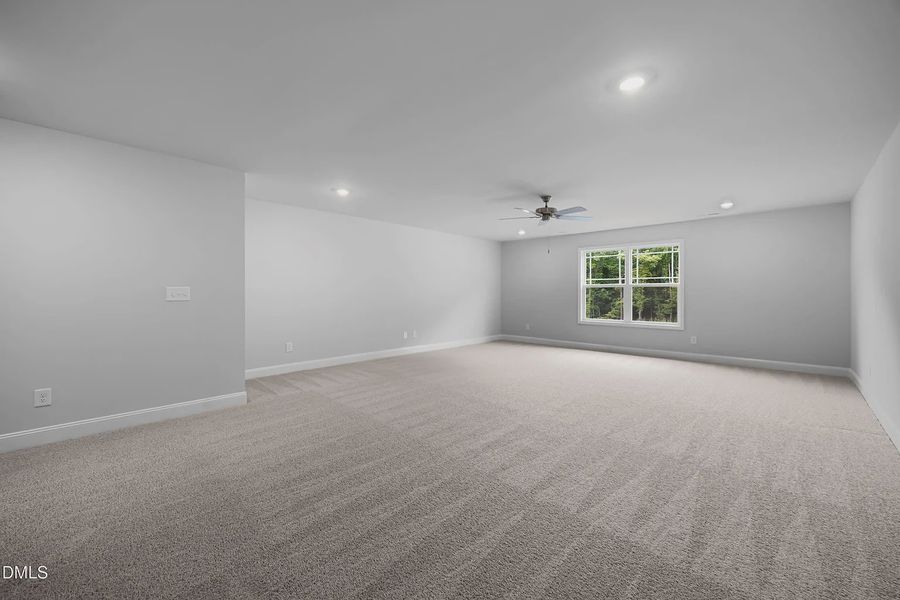 Spacious, unfurnished interior of a new home in Charlotte's Ridge, Middlesex (Image 36).
