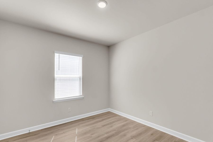 Spacious, unfurnished interior of a new home in Tea Farm, Ravenel (Image 29).