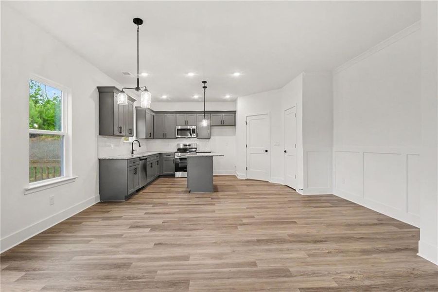 Spacious, unfurnished interior of a new home in Thunder Ridge, Dawsonville (Image 44).