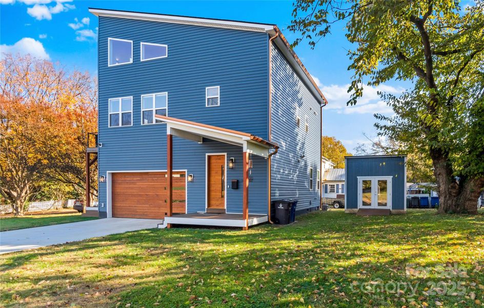 Image 32 of a home in .