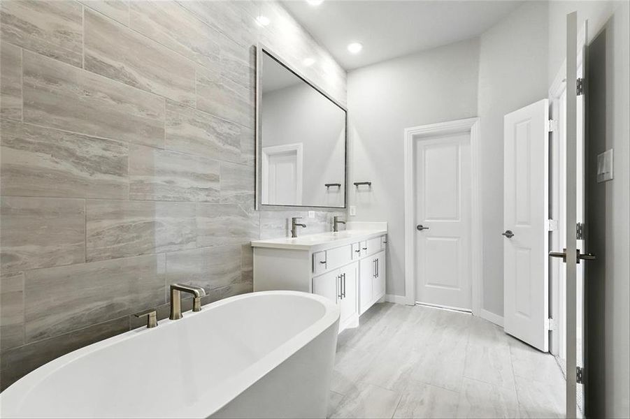 13920LongvalleyDrANSLCM015 13920LongvalleyDrANSLCM015