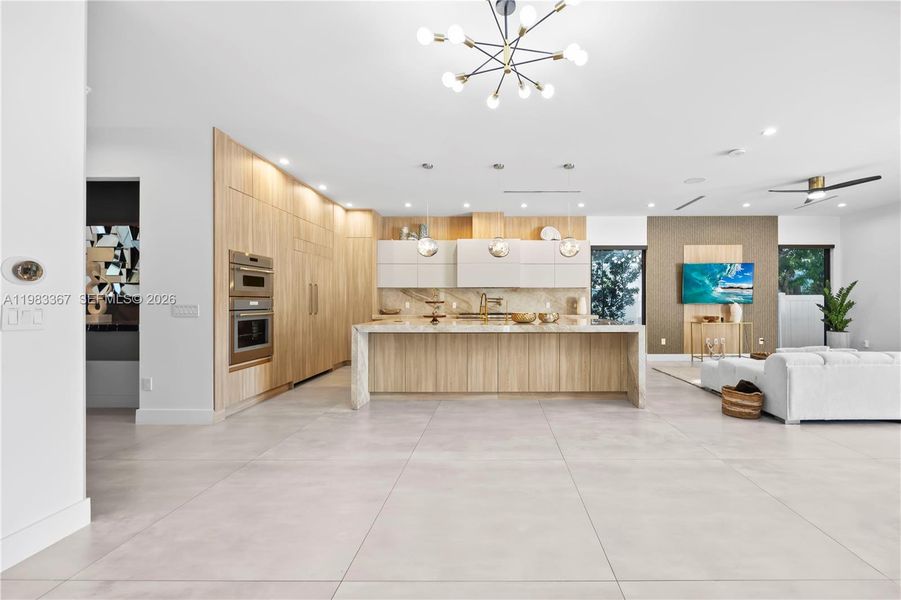 Furnished interior view inside a new home in , Fort Lauderdale (Image 72).