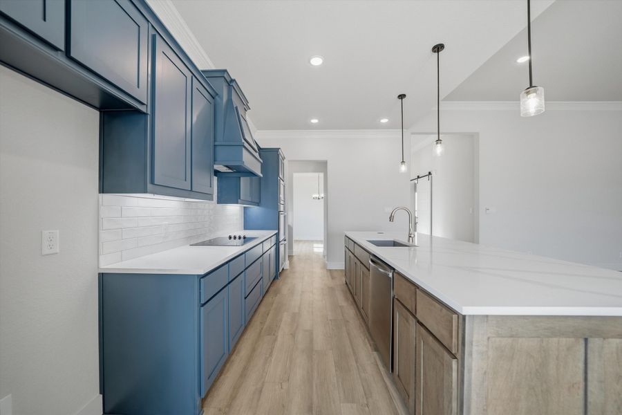 Furnished interior view inside a new home in Eagle Ridge Estates, Weatherford (Image 9).