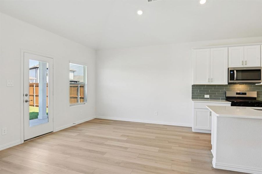 Photo is not of the actual home, but is an inspirational photo of builder’s model home and may depict options, furnishings, and/or decorator features that are not included.