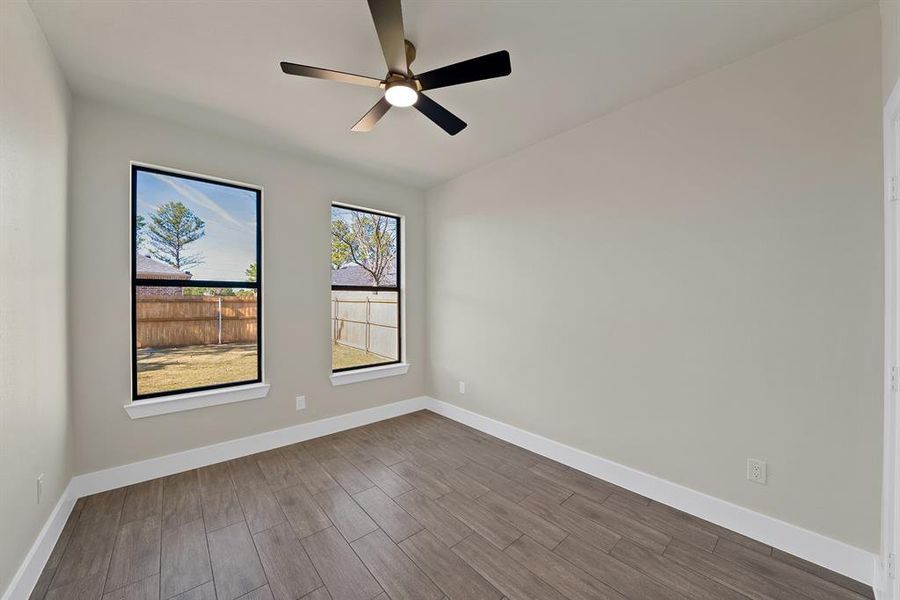 Spacious, unfurnished interior of a new home in , Granbury (Image 25). Spacious, unfurnished interior of a new home in , Granbury (Image 25).