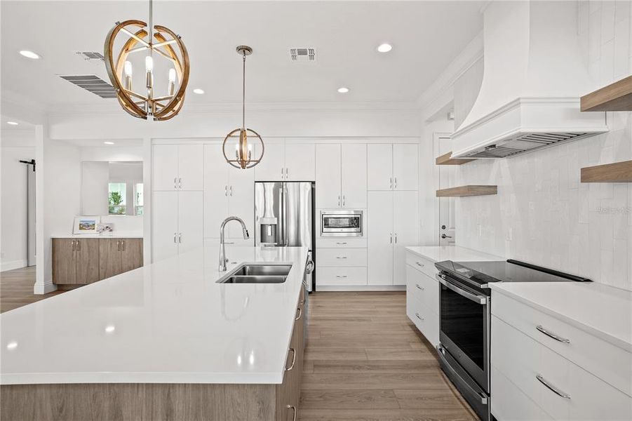 Furnished interior view inside a new home in , Apopka (Image 9).
