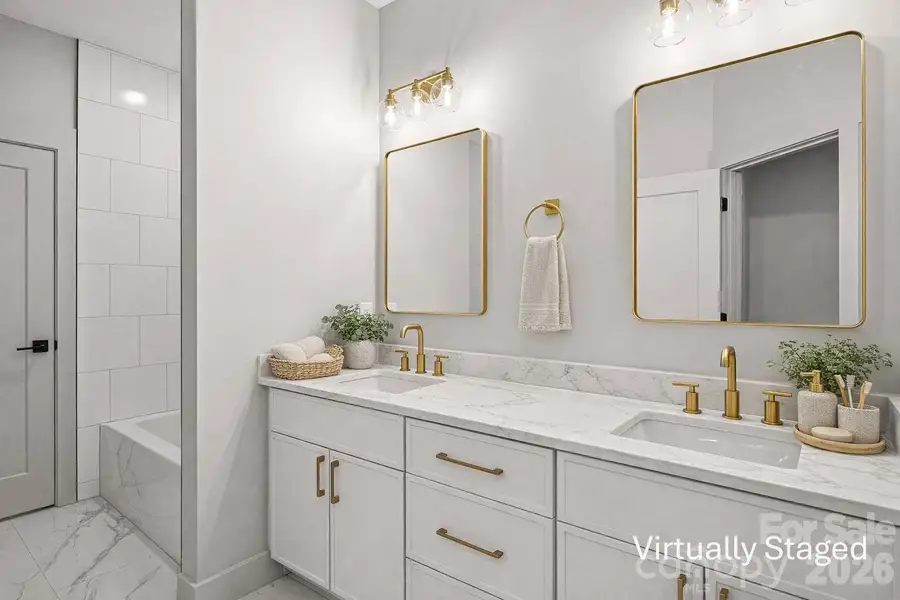 Virtually Staged. Furniture items may appear not to scale. Virtually Staged. Furniture items may appear not to scale.