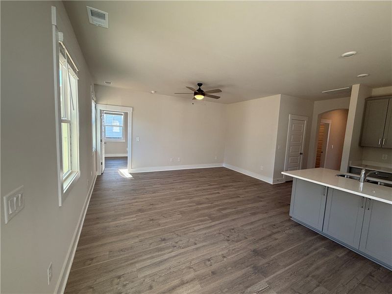 Spacious, unfurnished interior of a new home in The Meadows at Midway, Anderson (Image 11).