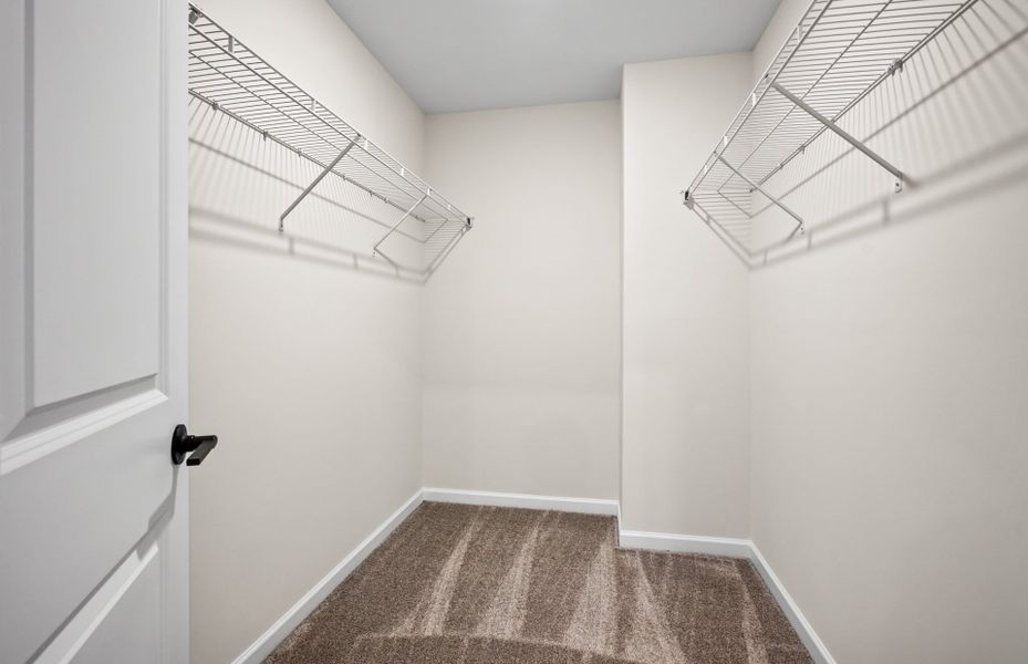 Representative unfurnished interior of a home built from the Hampton by Pulte Homes in The Retreat at Carolina Ridge, Harrisburg (Image 21).