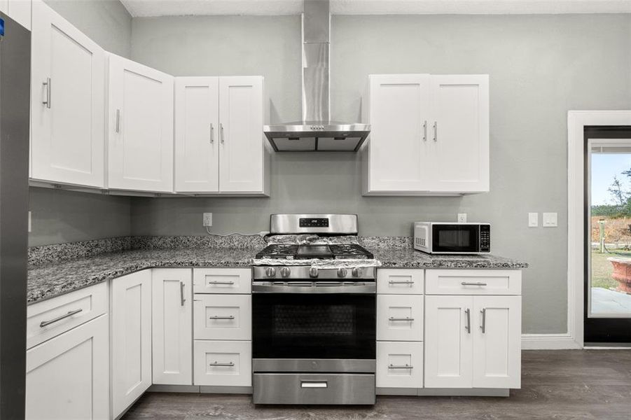 Furnished interior view inside a new home in , Avon Park (Image 5).