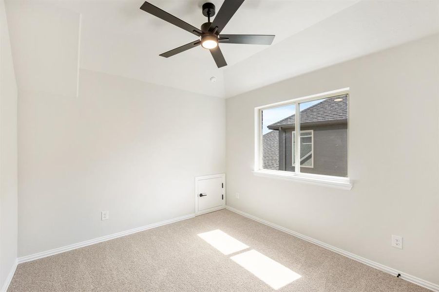 Spacious, unfurnished interior of a new home in Woodstone, Providence Village (Image 29).