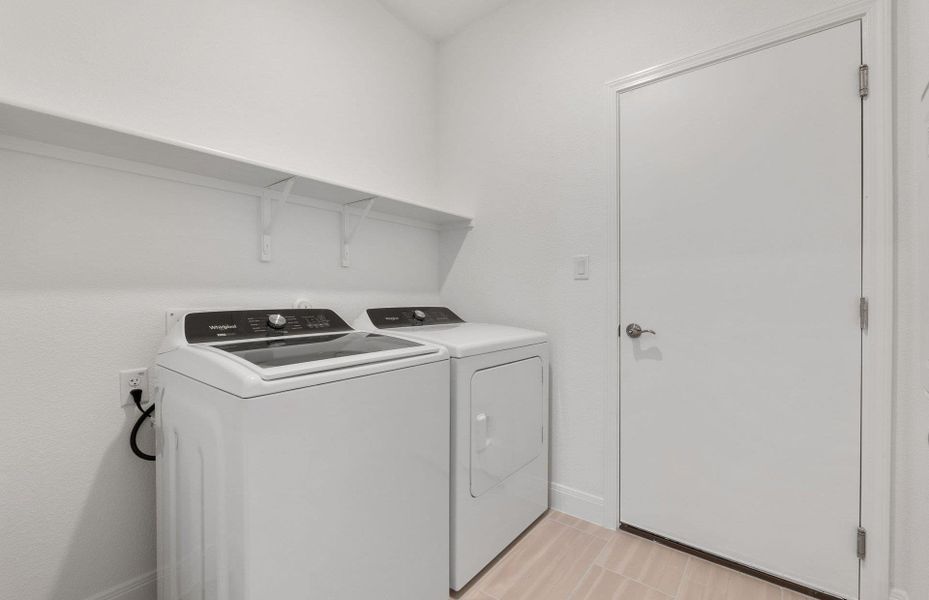 Furnished interior view inside a new home in Patterson Ranch, Georgetown (Image 13). Furnished interior view inside a new home in Patterson Ranch, Georgetown (Image 13).