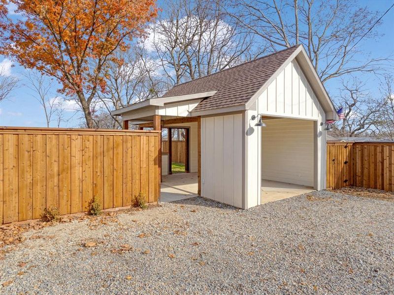 Exterior details and patio area of a home in , Bells (Image 26).