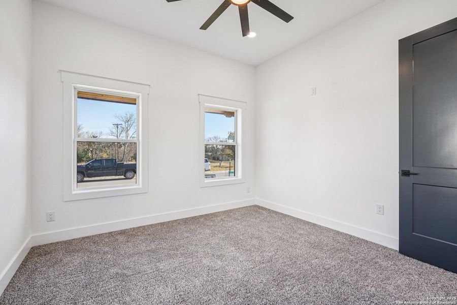 Spacious, unfurnished interior of a new home in , Kerrville (Image 28).