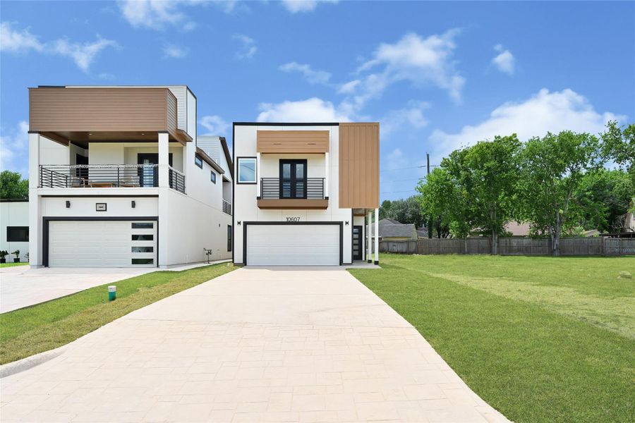 Front exterior of a new home in , Houston, TX, highlighting curb appeal (Image 20).