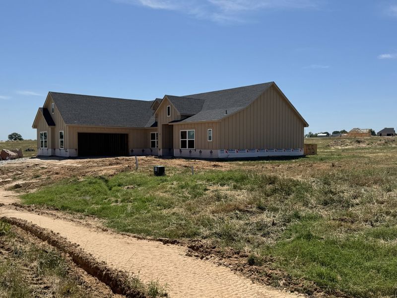 Exterior details and patio area of a home in Stagecoach Crossing, Bridgeport (Image 1). Exterior details and patio area of a home in Stagecoach Crossing, Bridgeport (Image 1).