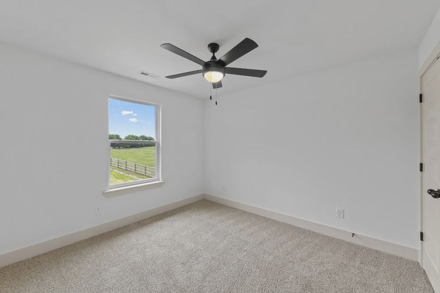 Spacious, unfurnished interior of a new home in Judah Hills, Portland (Image 12).