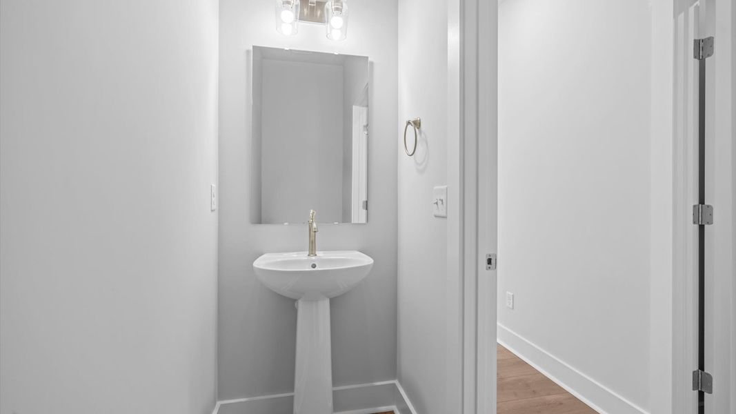 Furnished interior view inside a new home in Woodglen, Piedmont (Image 23).