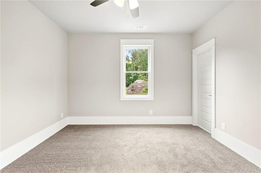 Spacious, unfurnished interior of a new home in , Flowery Branch (Image 23).