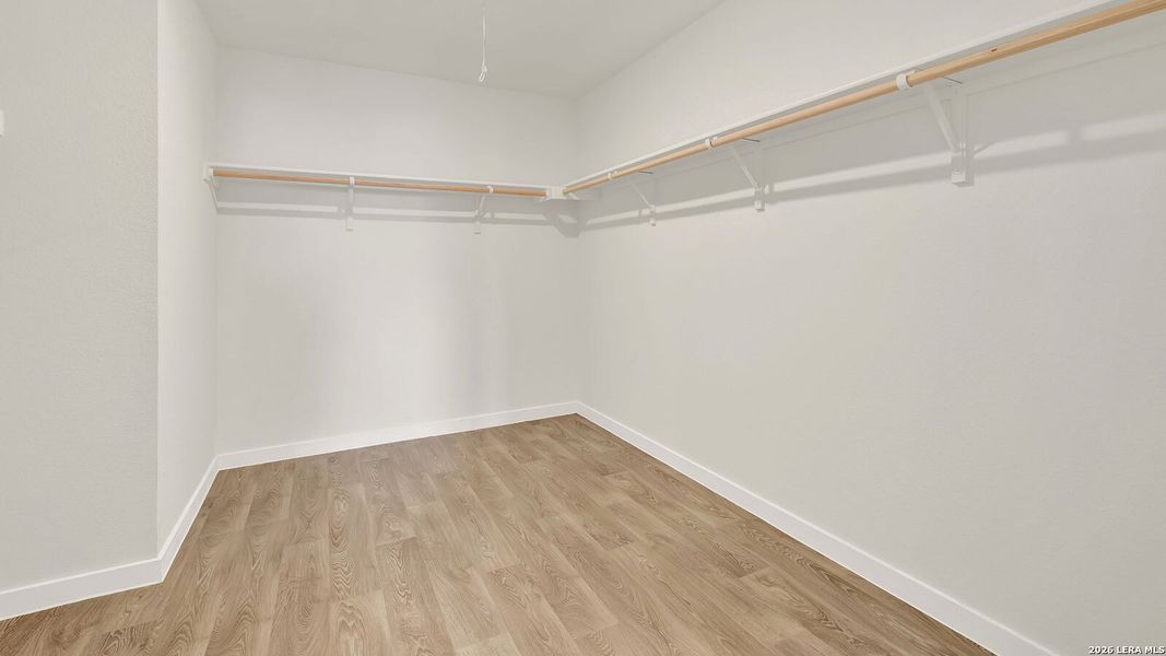 Spacious, unfurnished interior of a new home in Mayfair, New Braunfels (Image 11).