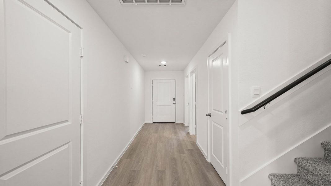 Representative unfurnished interior of a home built from the Dawson by D.R. Horton in Lexington Heights, Willis (Image 17).