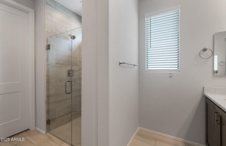 Owner's Bathroom Owner's Bathroom