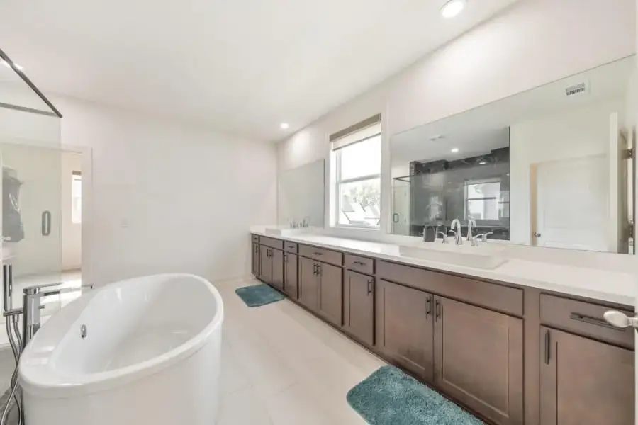 Furnished interior view inside a new home in , Woodstock (Image 22).