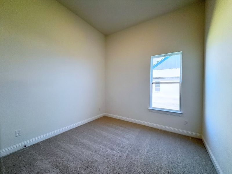 Spacious, unfurnished interior of a new home in Polo Ridge, Mesquite (Image 26).